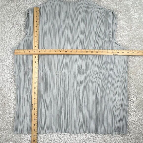 Club Monaco Micro Pleat Chemise Top Blue Gray NEW - Picture 10 of 11